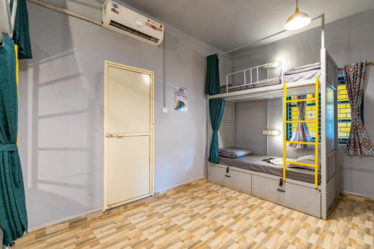 Whoopers Hostel Anjuna, Goa エクステリア 写真