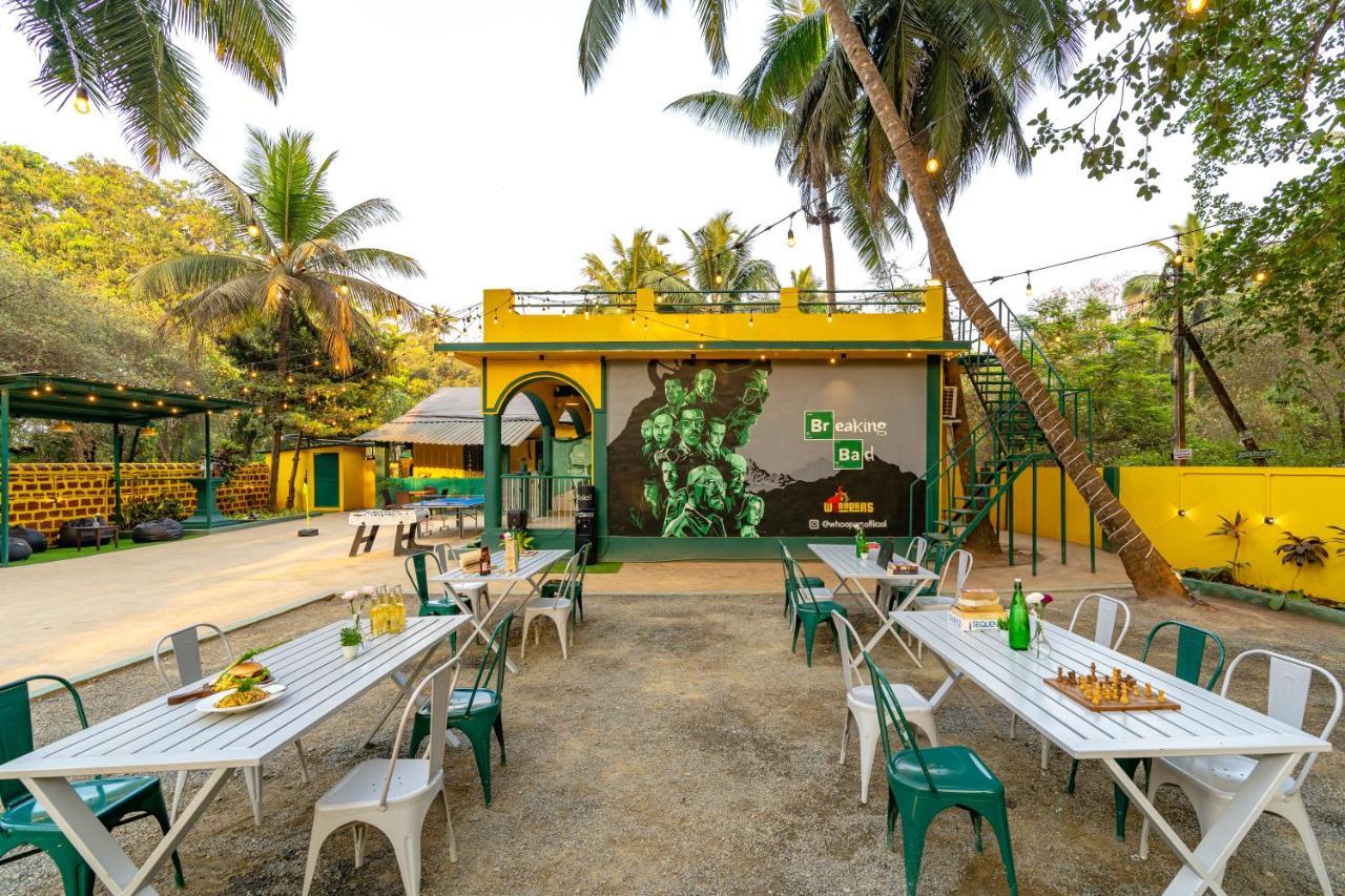 Whoopers Hostel Anjuna, Goa エクステリア 写真